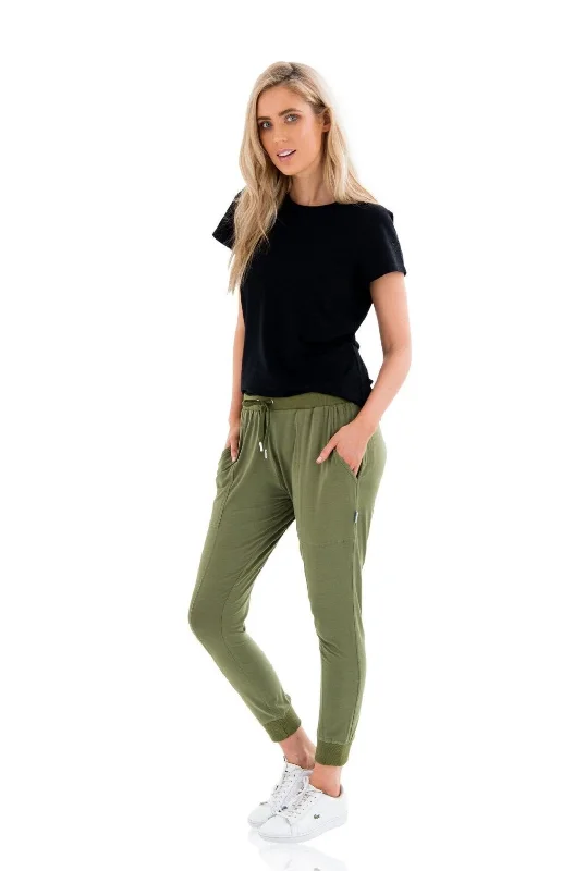 LILLY LOUNGE CAPRI PANT - ARMY GREEN