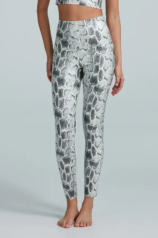 Commando Faux Leather Animal Legging in Fog Python