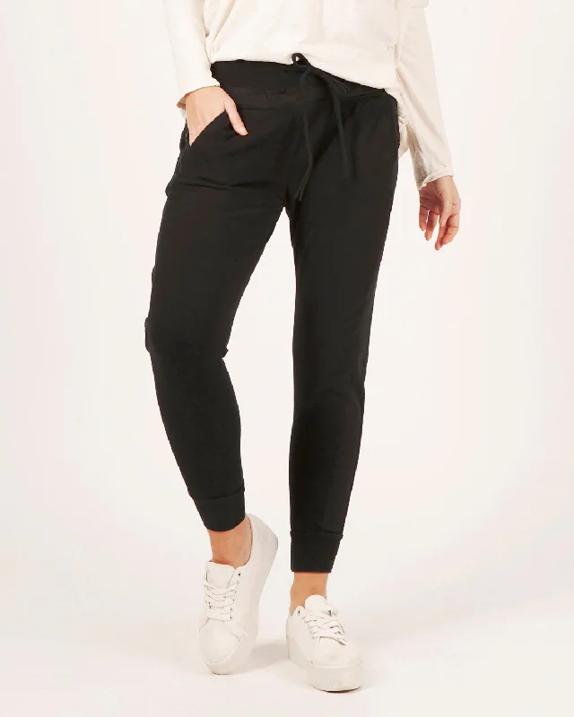 Suzy D Ultimate Jogger - Black